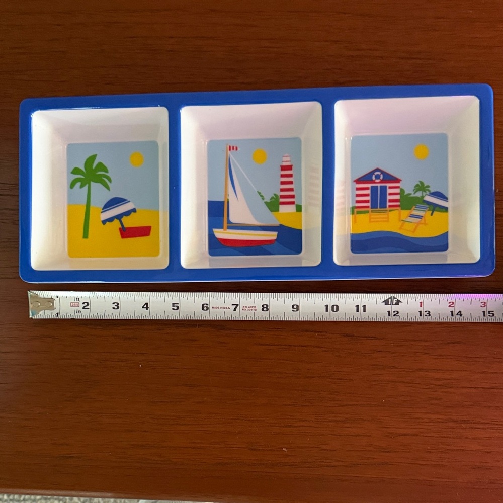 Colorful Beach-Themed Tray Set - Picture 2 of 8